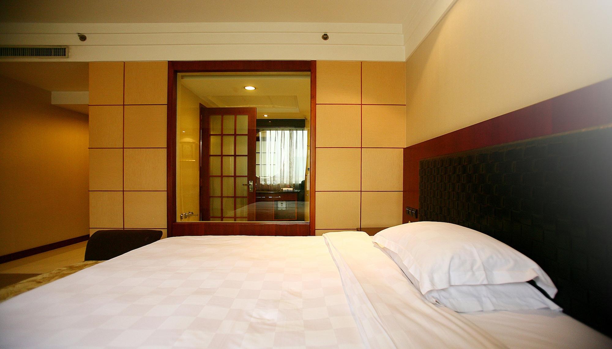 Grand Skylight Gardens Hotel Shanghai Bai Se Road Екстер'єр фото