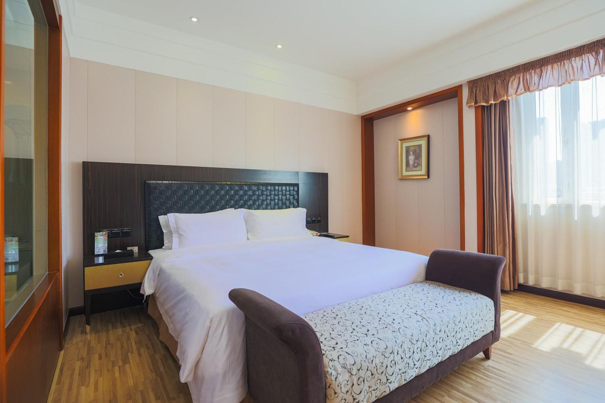 Grand Skylight Gardens Hotel Shanghai Bai Se Road Екстер'єр фото