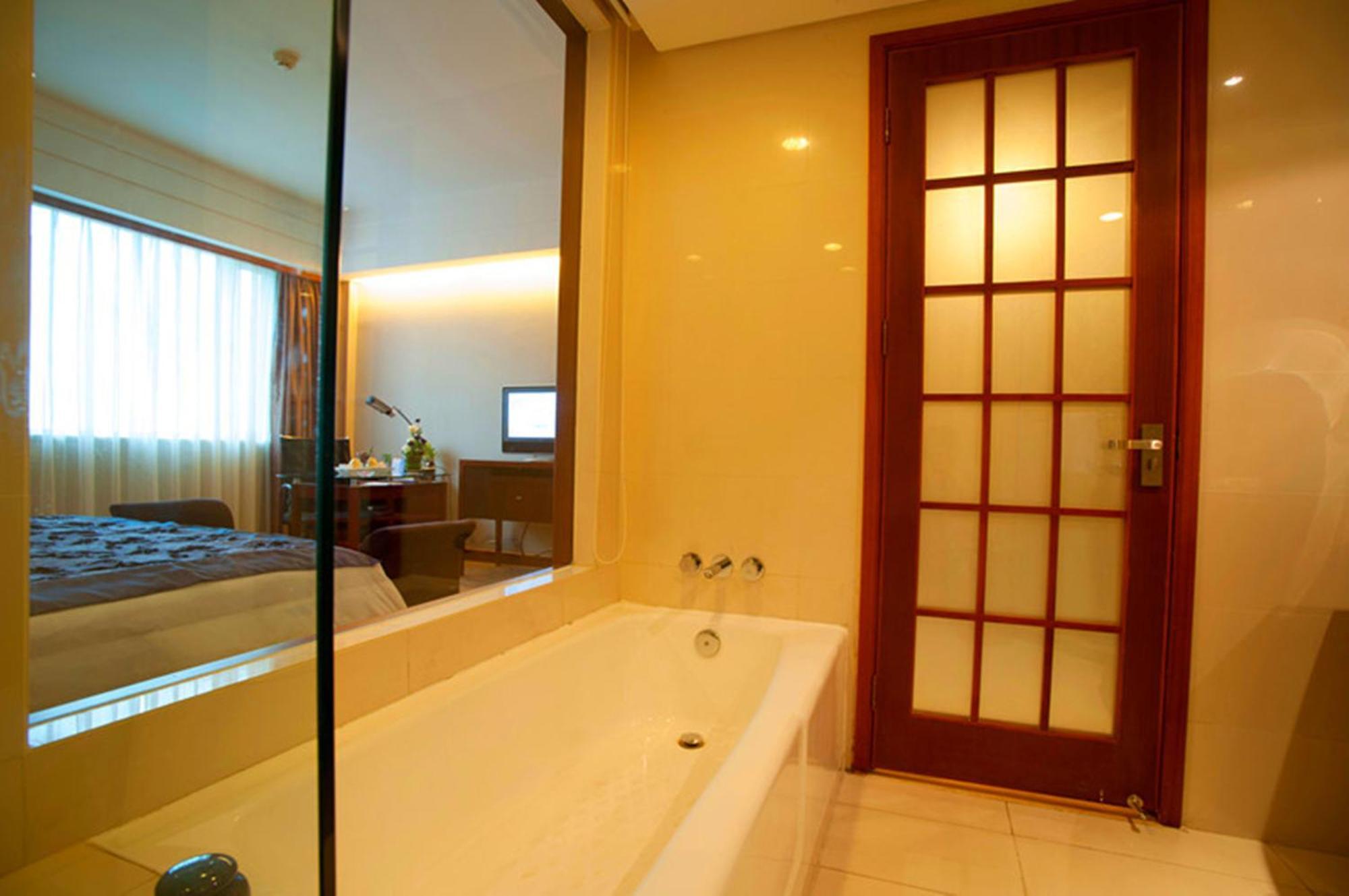 Grand Skylight Gardens Hotel Shanghai Bai Se Road Екстер'єр фото