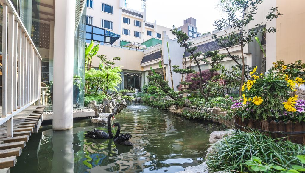 Grand Skylight Gardens Hotel Shanghai Bai Se Road Екстер'єр фото