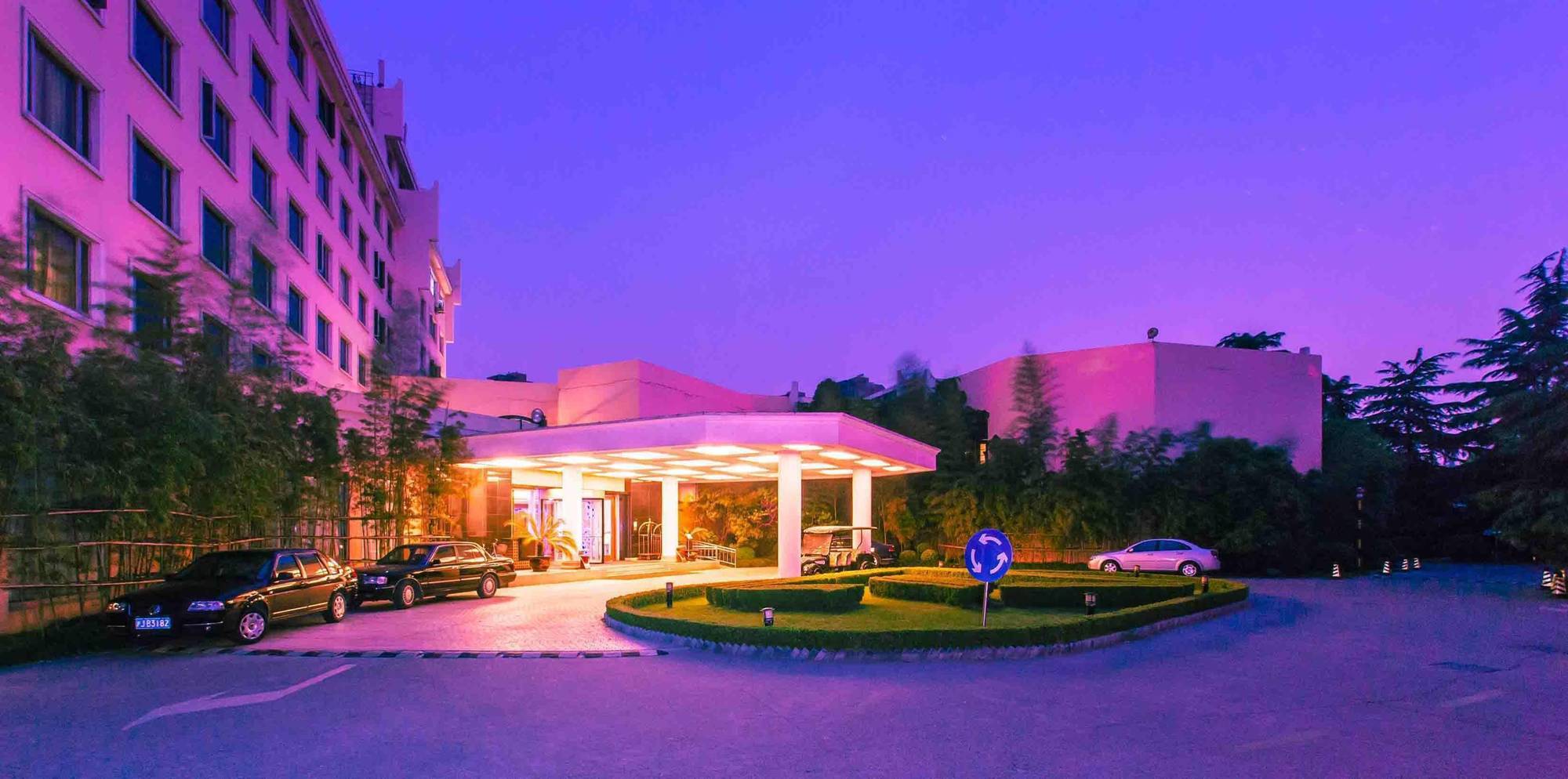 Grand Skylight Gardens Hotel Shanghai Bai Se Road Екстер'єр фото